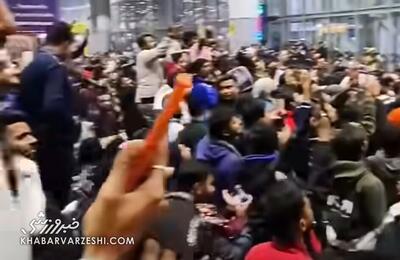 ویدیو| مسی به هند رسید؛ حضور باورنکردنی شبانه هندی‌ها در فرودگاه!