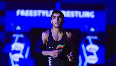 مومنی: درستکار گفت می‌خواهی کشتی بگیر اما پول فدراسیون را پس بده