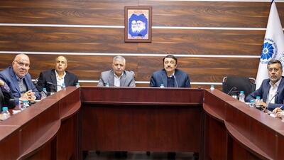  تا آماده شدن زیرساخت‌های بندر خشک، نمونه‌برداری پسته در انبارهای شخصی انجام شود