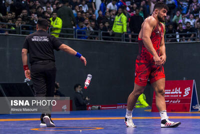 کارشناسی داوری کشتی جنجالی فینال لیگ؛ حق استقلال خورده شد؟ +فیلم - پارس فوتبال