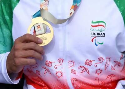 مدال ها به صورت پستی به دست قهرمانان می رسد! - پارس فوتبال