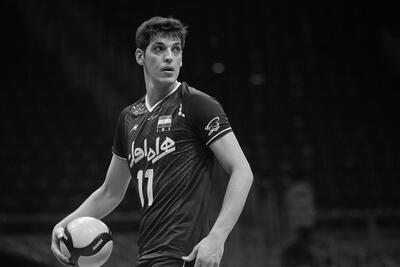 حضور رئیس فدراسیون والیبال در مراسم چهلمین روز درگذشت صابر کاظمی - پارس فوتبال