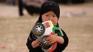  - جنجال در سوریه پس از انتشار فیلم اجبار یک زن به بوسیدن پای مادرشوهر+فیلم