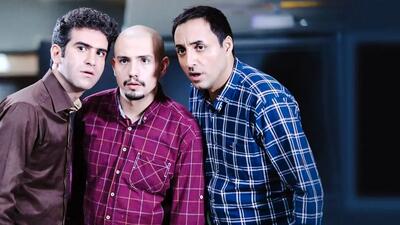  پشت صحنه خنده دار کتک خوردن هوتن شکیبا در لیسانسه ها / کل دکور رفت رو هوا