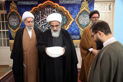  تصاویری از جشن میلاد حضرت زهرا (س) و عمامه گذاری طلاب در دفتر آیت الله فاضل لنکرانی