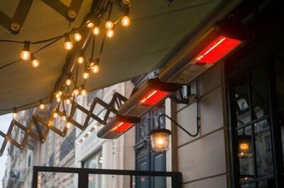 ممنوعیت استفاده از گرما تابش و میز آتشدان در مراکز گردشگری و تجاری خراسان رضوی (۲۲ آذر ۱۴۰۴)