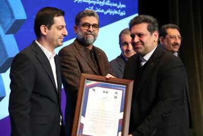 از افتتاح تا افتخار؛ مسیر توسعه کیمیا فولاد آریا به جایگاه برتر ملی رسید