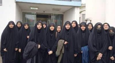 اردوی علمی دانش‌آموزان گوهرشاد در دانشگاه گیلان