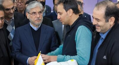 بازدید وزیر علوم، تحقیقات و فناوری از شرکت های فناور پارک علم و فناوری استان خوزستان