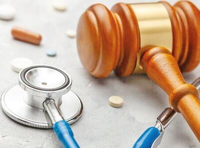 رویه قضایی در پرونده‌های قصور پزشکی منجر به مرگ چیست؟