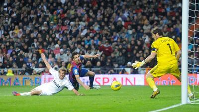 14 سال گذشت؛ گلزنی کریم بنزما در ثانیه 20 و پیروزی 3-1 بارسلونا مقابل رئال مادرید در سانتیاگو برنابئو