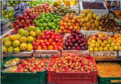 گزارش میدانی تسنیم از بازار میوه/ خانواده‌ها در حسرت پرتقال و سیب/ میوه هم کالای لوکس شد - تسنیم