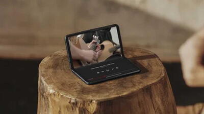 سامسونگ طراحی گوشی تاشو پاسپورتی را بررسی می‌کند