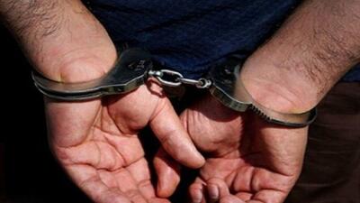  دستبند پلیس بر دستان کلاهبردار تحت تعقیب ۱۳۰ میلیاردی در میاندورود