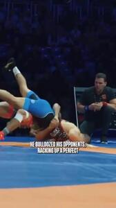 غلامرضا فرخی عنوان پدیده سال کشتی فرنگی معرفی شد+ قیلم