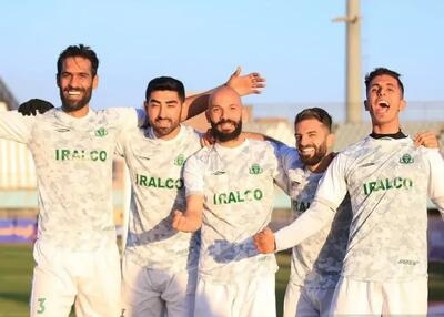 پوستر حریف پرسپولیس با یک چهره ویژه