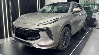 لاماری از مرز 3 میلیارد عبور کرد؛ افزایش قیمت ها یکشنبه 23 آذرماه 1404