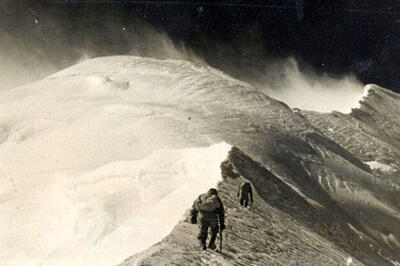 راز گم شدن مرموزِ یک دستگاه هسته‌ای در بلندترین کوه جهان
