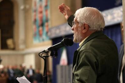 وقتی صادق آهنگران برای هدیه روز زن طلای همسرش را فروخت!