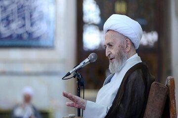  واکنش آیت‌الله سبحانی به اظهارات یک روحانی درباره حضرت زهرا(س)/ پیشنهاد مناظره با سه شخصیت علمی حوزه