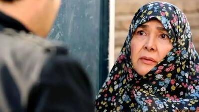 تصویری که زمان را متوقف می‌کند؛ چهره نوجوانی آفرین عبیسی در سال ۱۳۴۹!