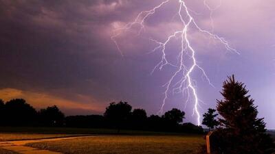 هشدار قرمز بارندگی در جنوب کشور؛ وزارت نیرو آماده‌باش کامل اعلام کرد