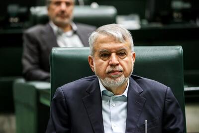  وزیر پزشکیان از یک نماینده مجلس شکایت کرد