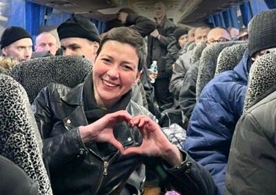 لوکاشنکو در پی لغو تحریم‌ آمریکا علیه بلاروس ۱۲۳ زندانی سیاسی را آزاد و دیپورت کرد