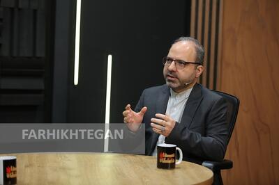  همۀ دانشگاه آزاد مرکز رشد می‌شود
