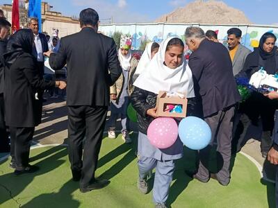 طرح ملی توزیع شیر رایگان در مدارس ابتدایی استان کرمانشاه آغاز شد