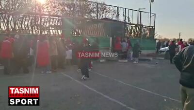 فیلم | ورود پرشور بانوان پرسپولیسی به ورزشگاه شهر قدس