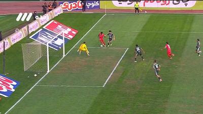 فرصت سوزی بیفوما در موقعیت خوب گلزنی