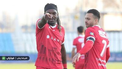 صدرنشینی موقت با گل زودهنگام/ آلومینیوم حریف پرسپولیس نشد