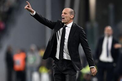 آلگری از مساوی راضی است، چون نزدیک بود ببازد!