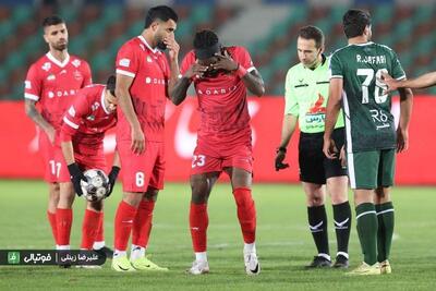 کارت زرد مشکوک؛ بیفوما به عمد اخطار گرفت؟