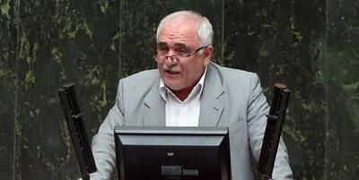 نماینده مجلس: دعواهای سیاسی باعث شده از مسائل اصلی مردم فاصله بگیریم