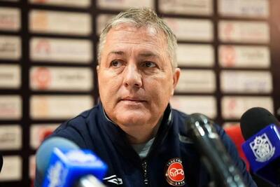 اسکوچیچ: بازی با پرسپولیس باید در استادیومی پر و با چمن استاندارد برگزار شود