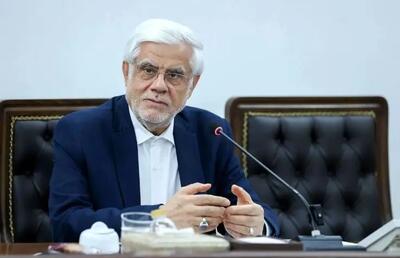 عارف: تولیدکنندگان شیر قیمت‌ها را متعادل کنند