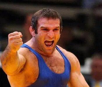 قهرمان سابق کشتی گرجستان راهی زندان شد