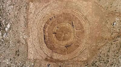 کشف قلعۀ هزارتوی ۴ هزار ساله شبیه قلعۀ معروف افسانه‌های یونانی | عکس