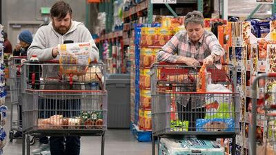 تعرفه‌های ترامپ؛ ۱۲۰۰ دلار هزینه اضافی برای هر خانوار آمریکایی