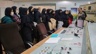  بازدید علمی دانش‌آموزان آموزشگاه شهر آستانه از نیروگاه حرارتی شازند
