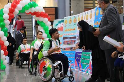 اولین گروه از کاروان سفیران پیروزی به میهن بازگشتند