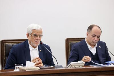 عارف: منابع حاصل از اصلاح ساختاری در کالابرگ مردم هزینه می‌شود