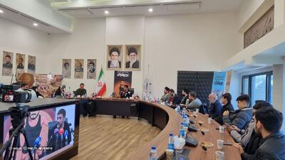 دبیر: یک مدیر باید محکم بایستد و برای خدا کار کند