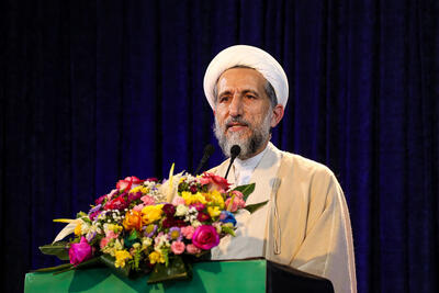  نماز، رکن آرامش و استحکام جامعه اسلامی است