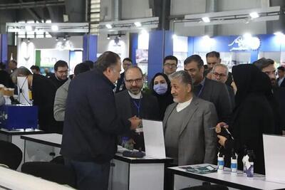  بازدید دکتر رنجبر از بیست‌وششمین نمایشگاه دستاوردهای پژوهشی و فناورانه