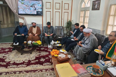  نشست وحدت حوزه و دانشگاه با حضور مسئولان علمی و مذهبی گناباد برگزار شد