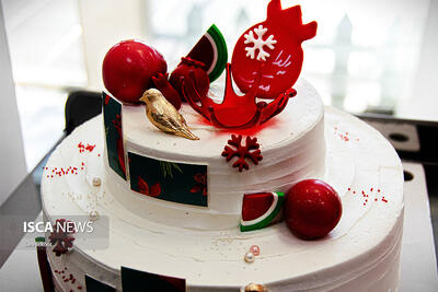 آموزش شیرینی‌پزی / طرز تهیه کیک هندوانه‌ای شب یلدا بدون فر در قابلمه