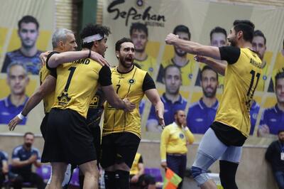  سروقامتان سپاهان در اردکان به‌دنبال پنجمین پیروزی متوالی